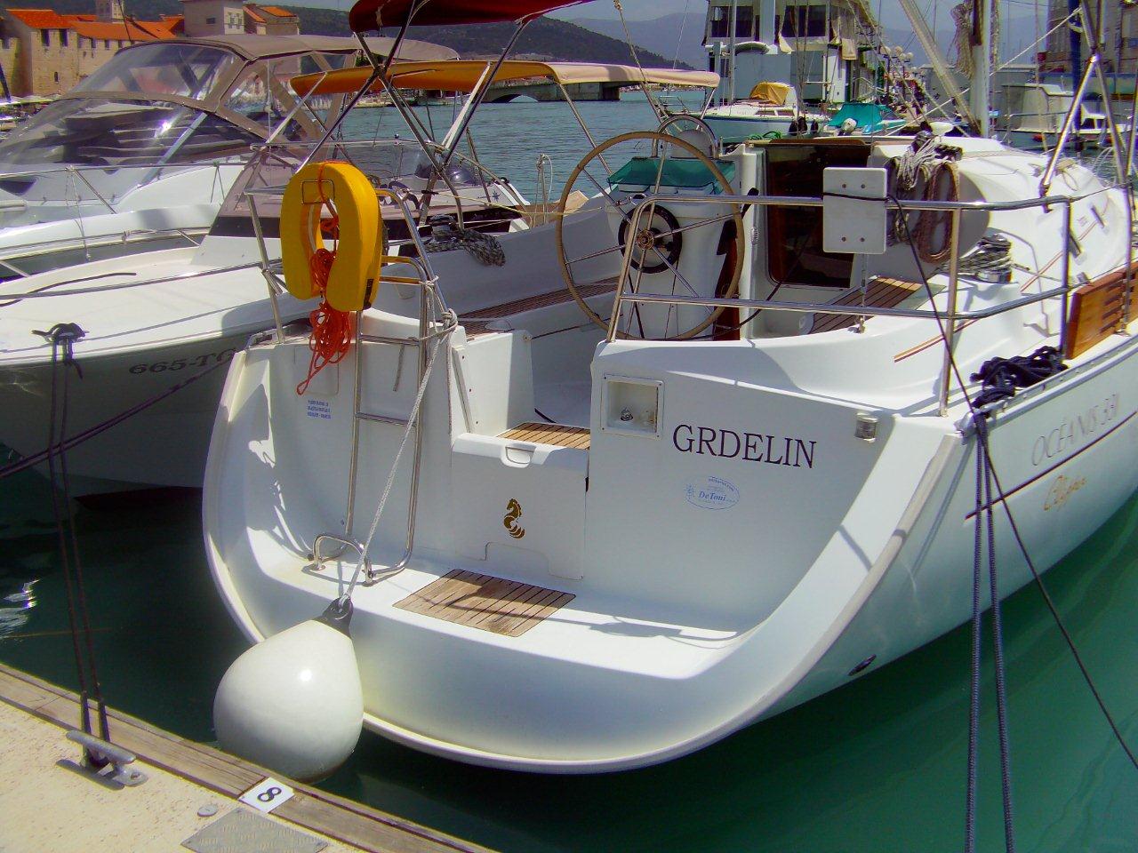 Аренда яхты Beneteau Oceanis 331 Clipper - Хорватия, Средняя Далмация, Трогир