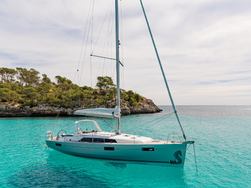 Yachtcharter Oceanis 41.1 - Italien, Sardinien, Die Magdalena