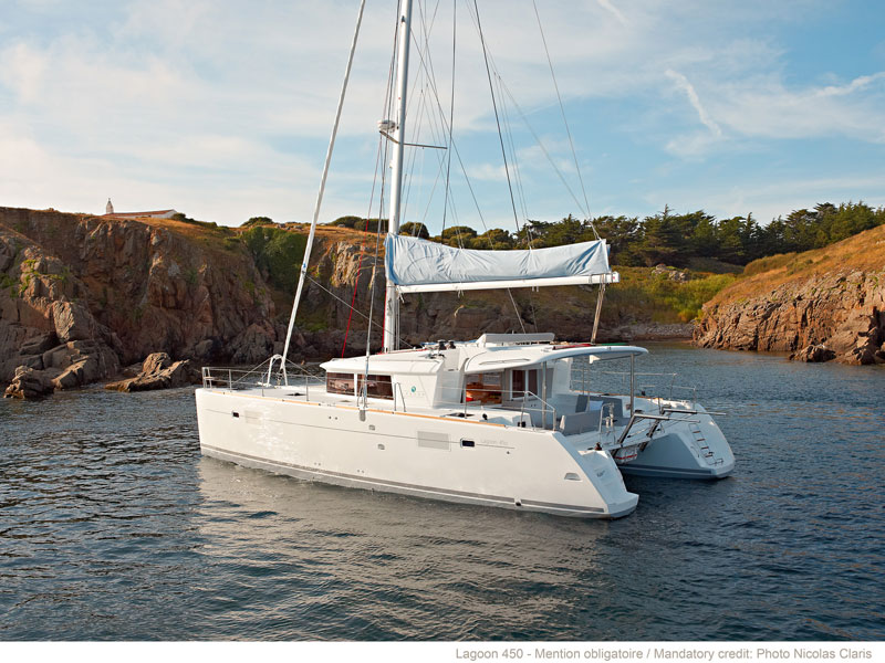 Yacht charter Lagoon 450 Flybridge - Italy, Sardinia, Portisco