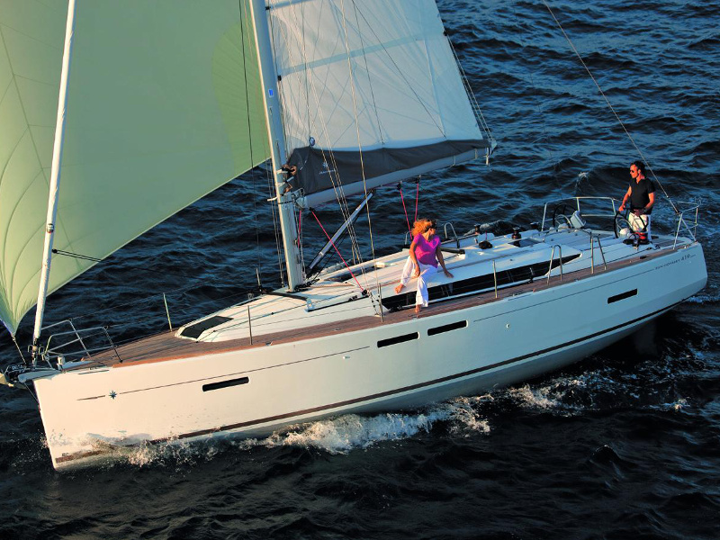 Yacht charter Sun Odyssey 419 - France, French Riviera, Bormes les Mimosas