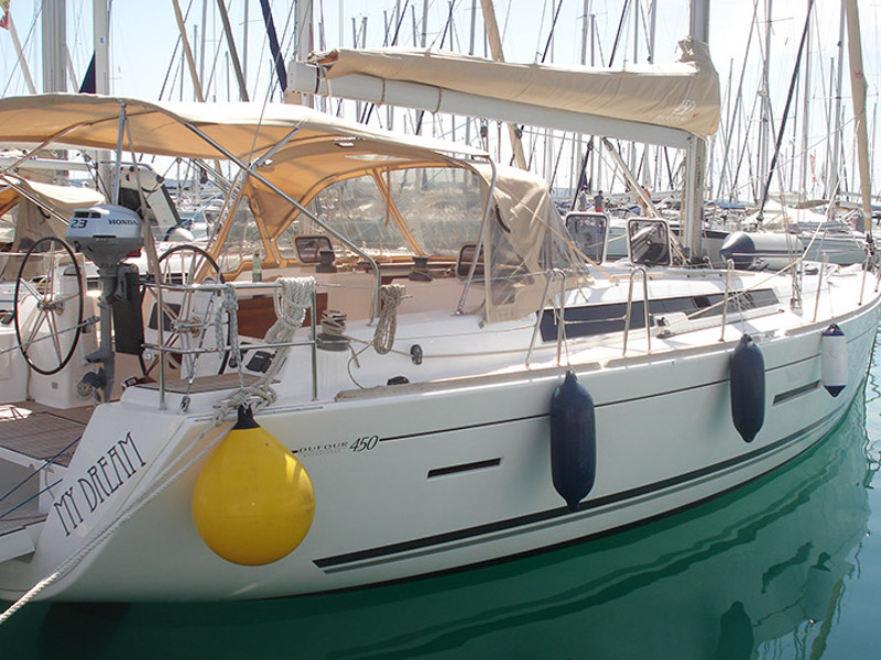 Yachtcharter Dufour 450 Grand Large - Kroatien, Mitteldalmatien, Schloss