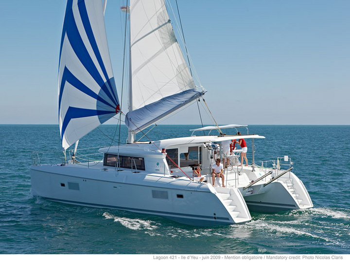 Yachtcharter Lagoon 421 A/C - GEN & WM - Griechenland, Attika, Lawrio