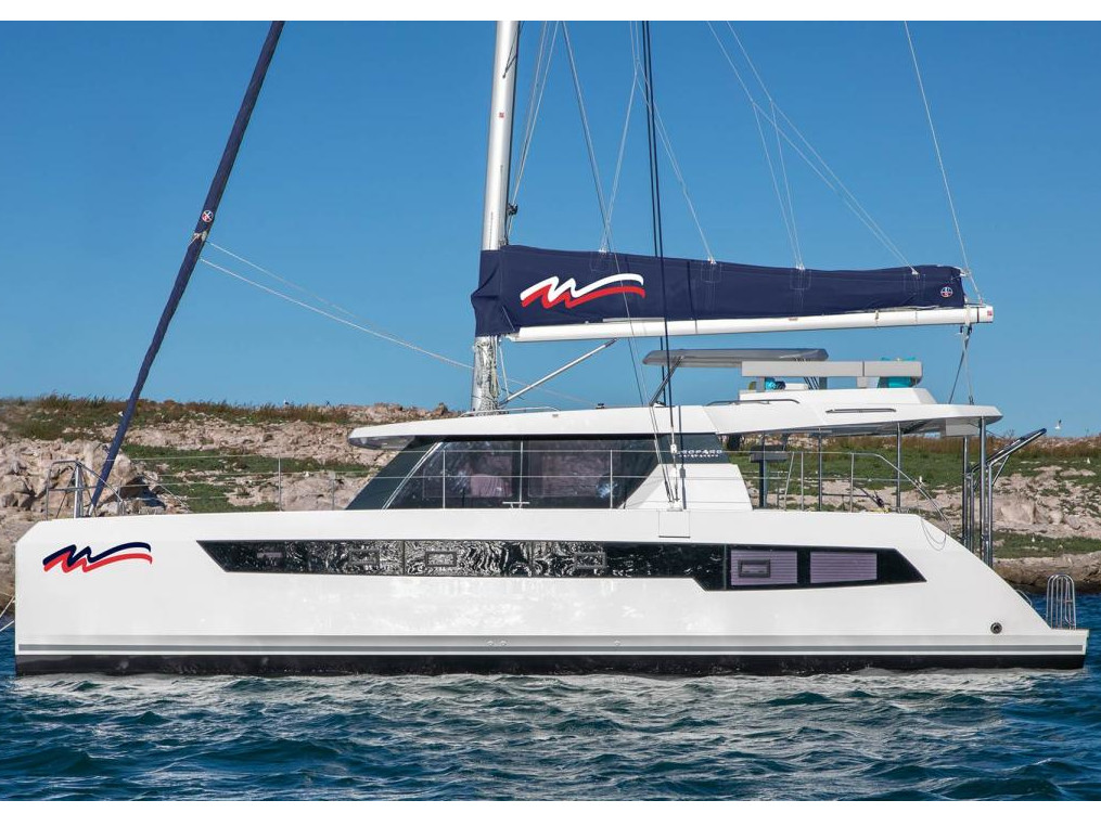 Yacht charter Moorings 4200/4 - Italy, Campania, Procida