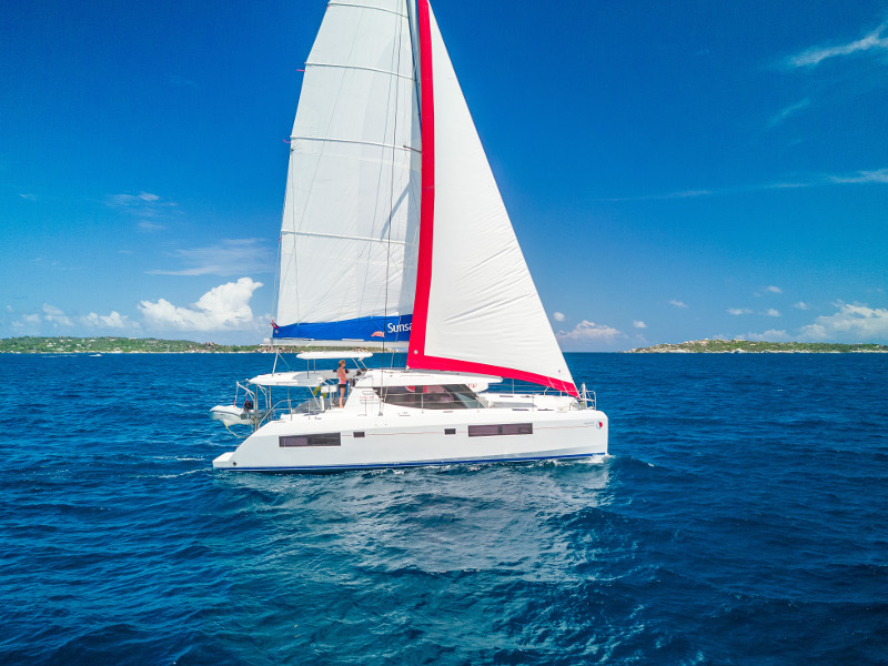 Yachtcharter Sunsail 454L - Karibik, Britische Jungferninseln, Straßenstadt