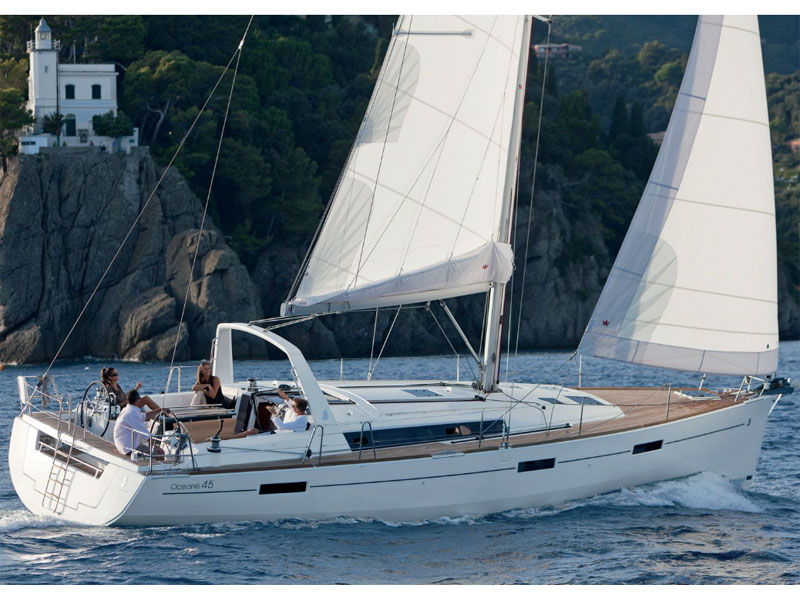 Yachtcharter Oceanis 45 - Griechenland, Dodokanezu Inseln, Erscheint