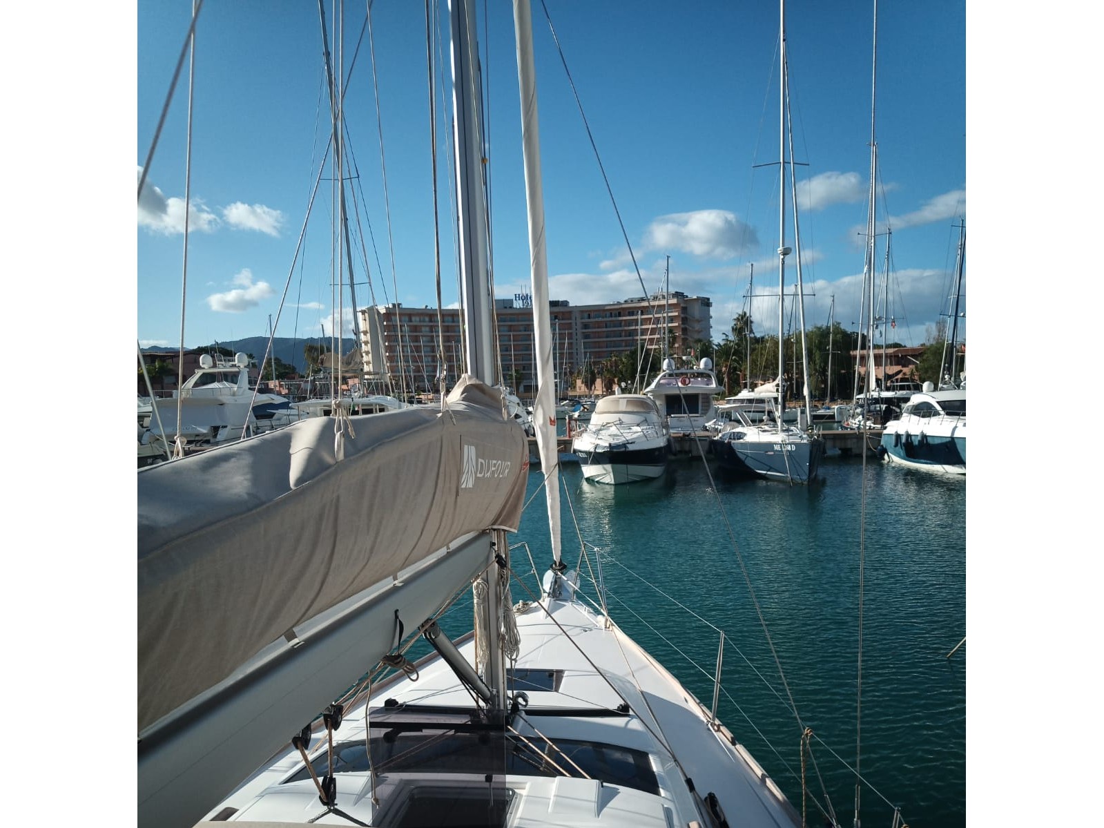 Yacht charter Dufour 470 - Italy, Sicilia, Palermo