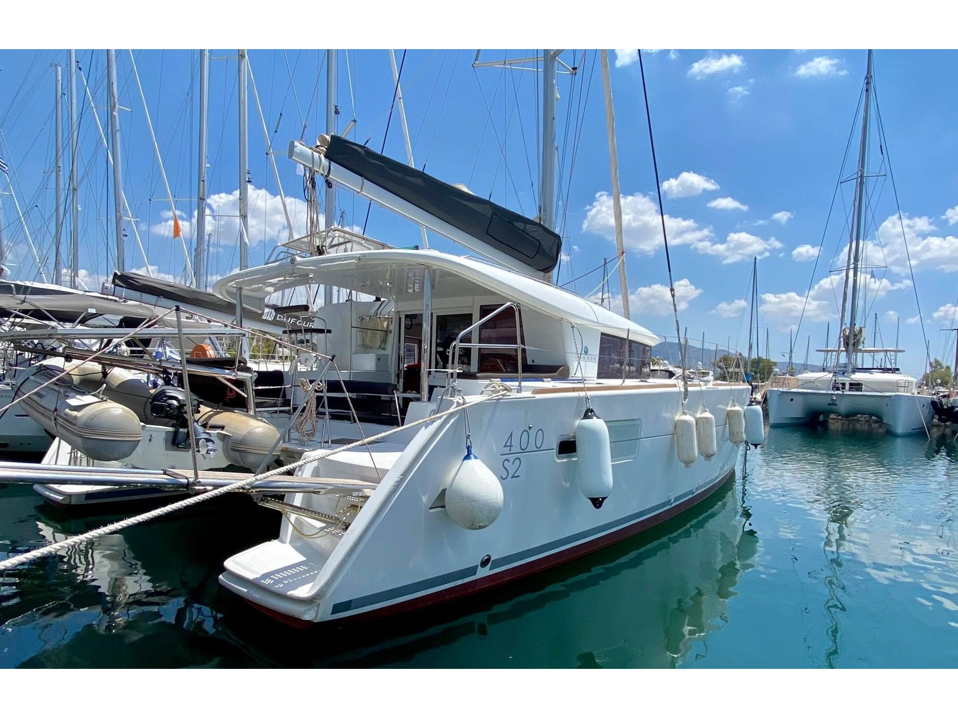 Yacht charter Lagoon 400 S2 - Greece, Attica, Athens