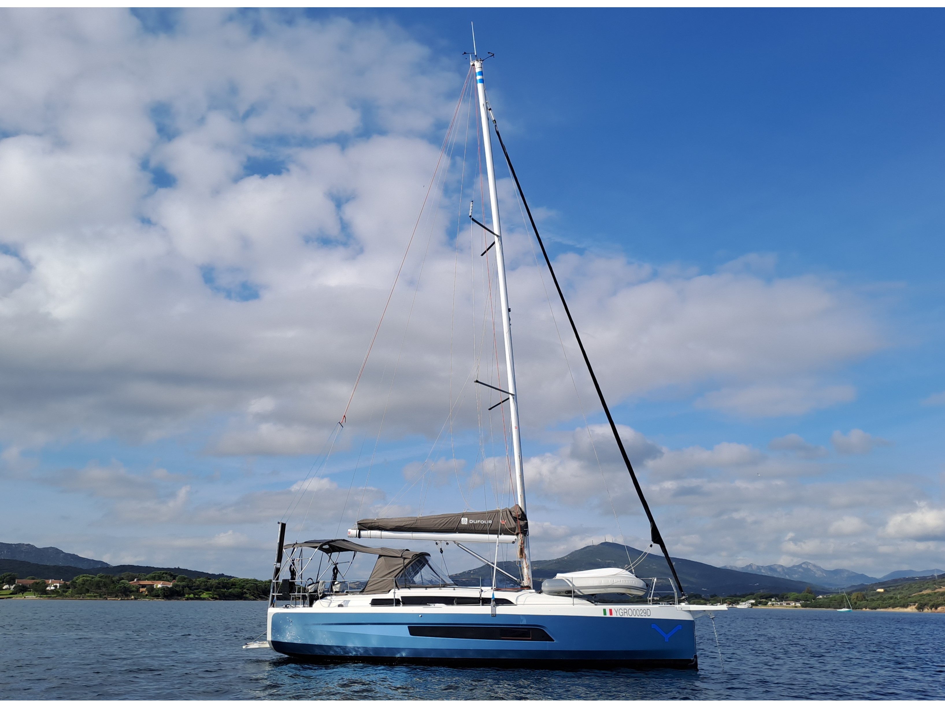 Yacht charter Dufour 37 - Italy, Sardinia, Portisco