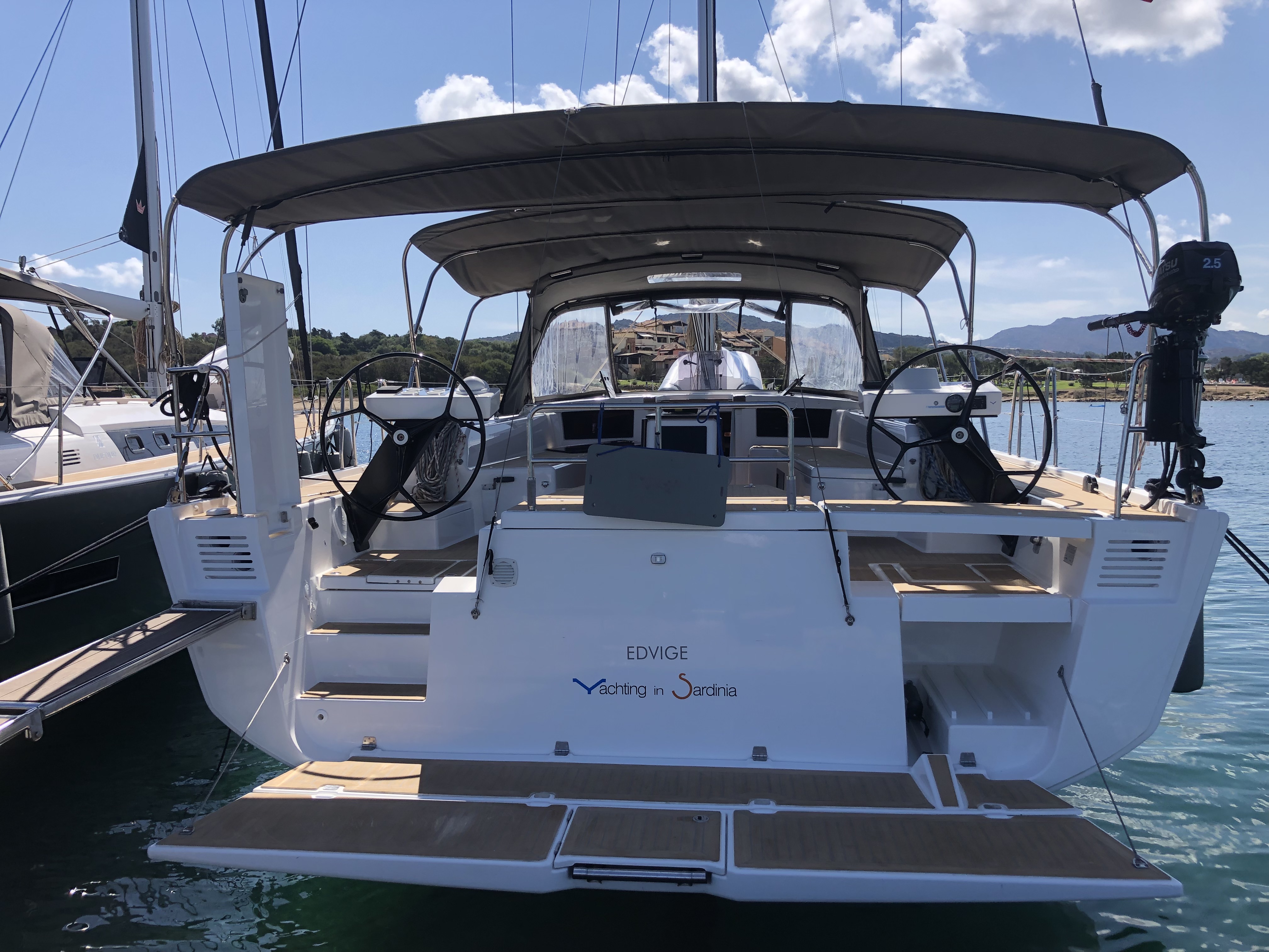 Yacht charter Dufour 530 - Italy, Sardinia, Portisco
