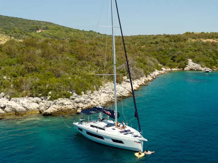 Yachtcharter Dufour 44 - Karibik, Britische Jungferninseln, Straßenstadt