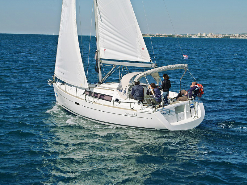 Czarter jachtu OCEANIS 34 - Chorwacja, Dalmacja Północna, Sukošan