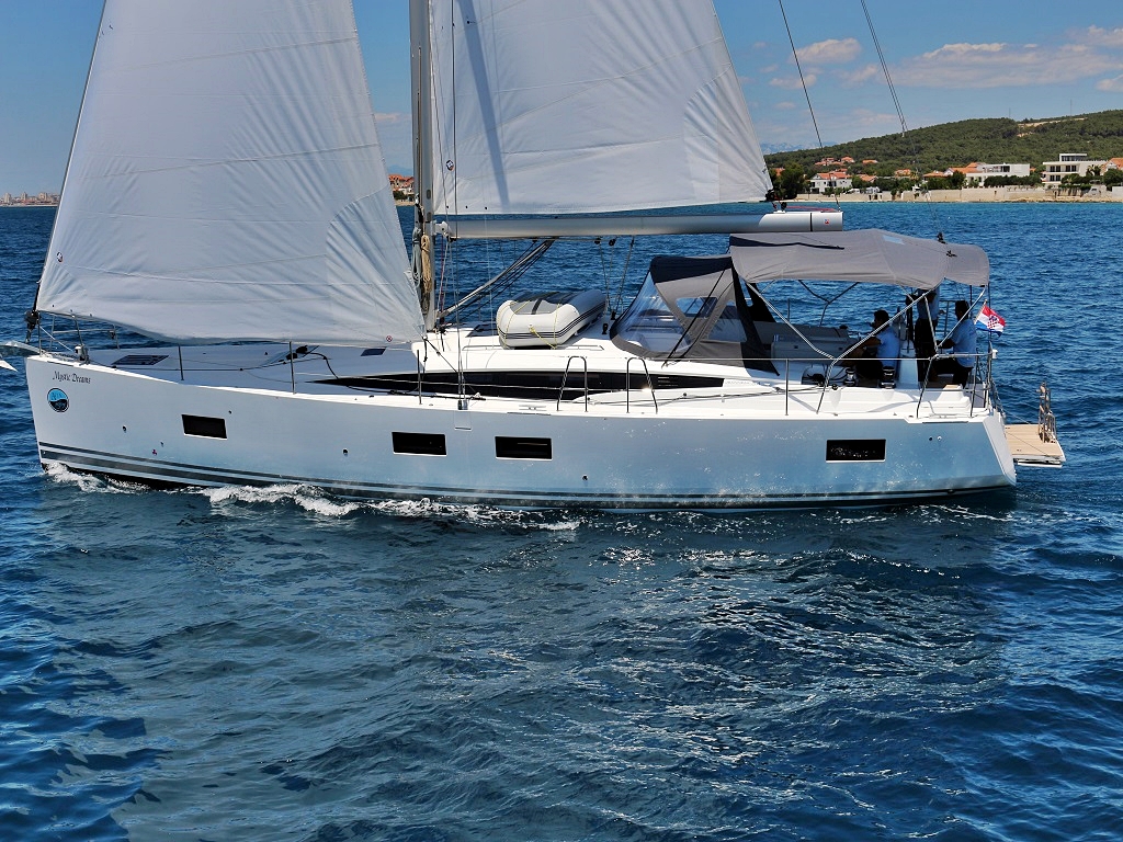 JEANNEAU 54 BT, Croatia, Northern Dalmatia, Sukosan