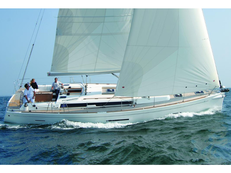 Yachtcharter Dufour 450 /4cab - Malta, Birgu, Großer Hafen