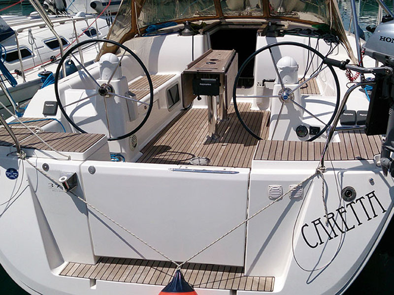 Yacht charter Dufour 375 - Croatia, Istria, Pula