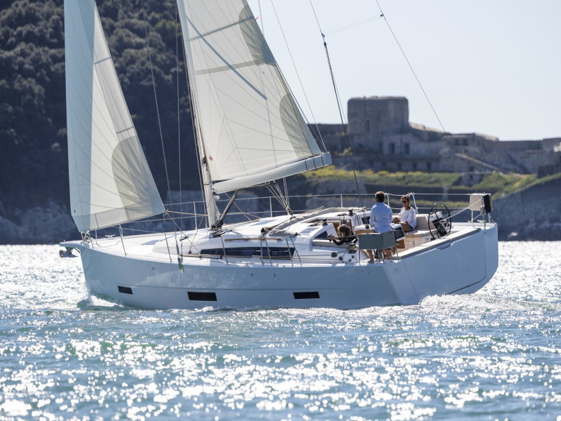 Yachtcharter Dufour 430 Grand Large - Italien, Sardinien, Porto