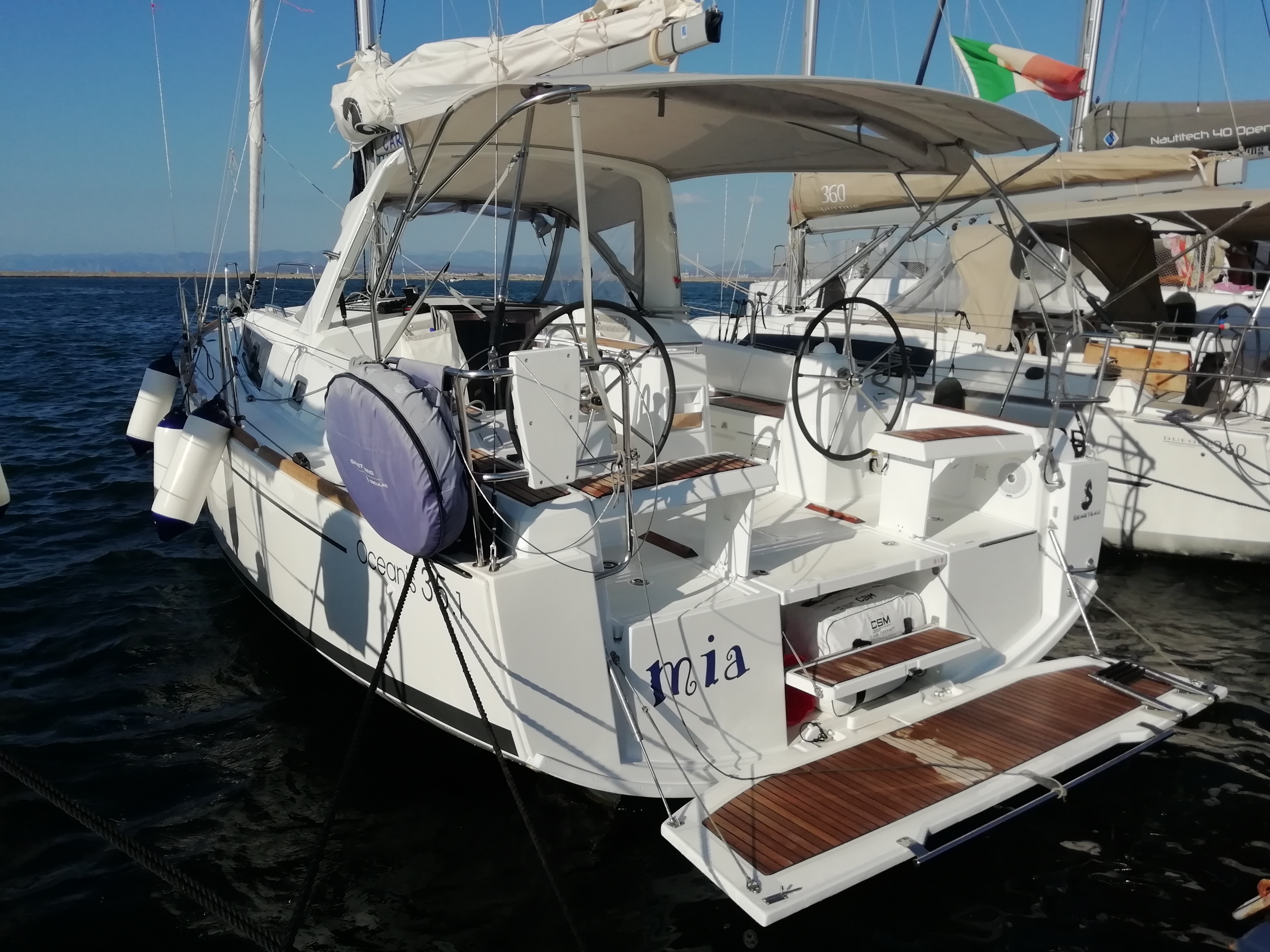 Oceanis 35.1, Italien, Sardinien, Carloforte