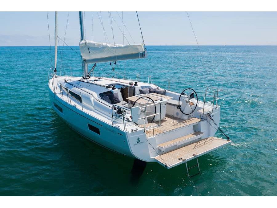 Yachtcharter Oceanis 40.1 (3cab) - Italien,  Campania, Salern