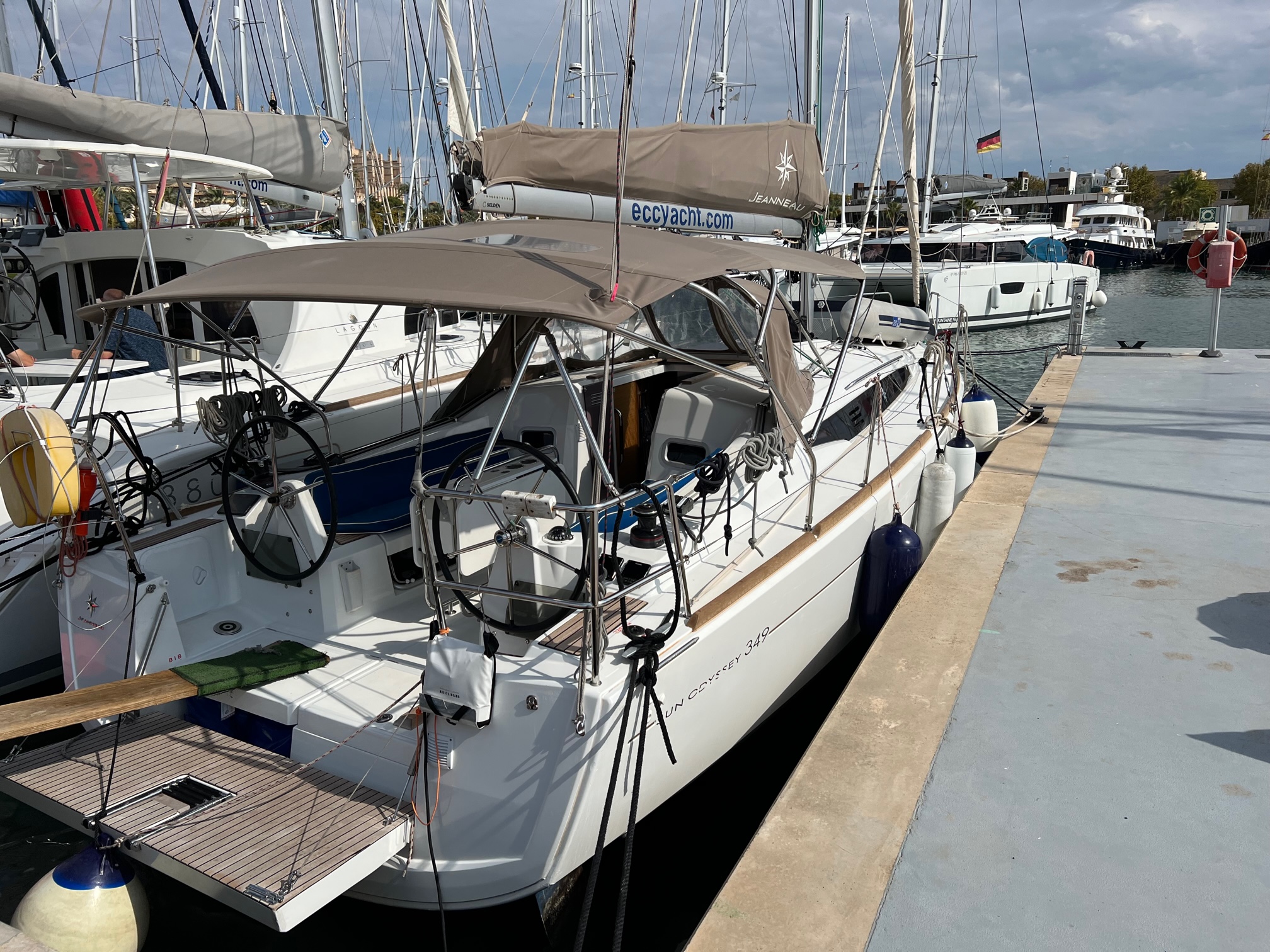 Yacht charter Sun Odyssey 349 - Spain, Canary Islands, Radazul, Tenerife