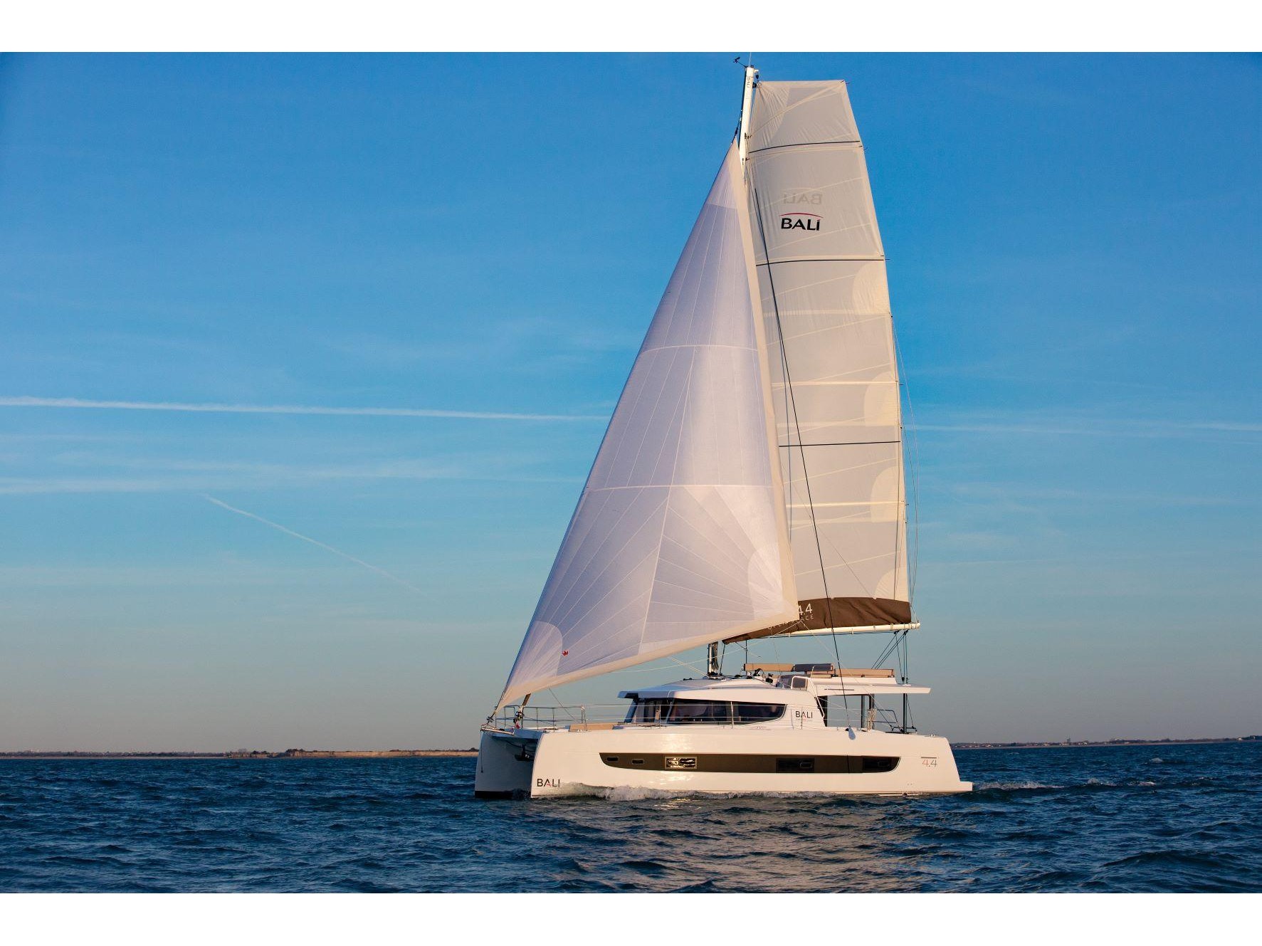 Yachtcharter Bali 4.4 A/C & GEN - Griechenland, Sporaden, Skiathos