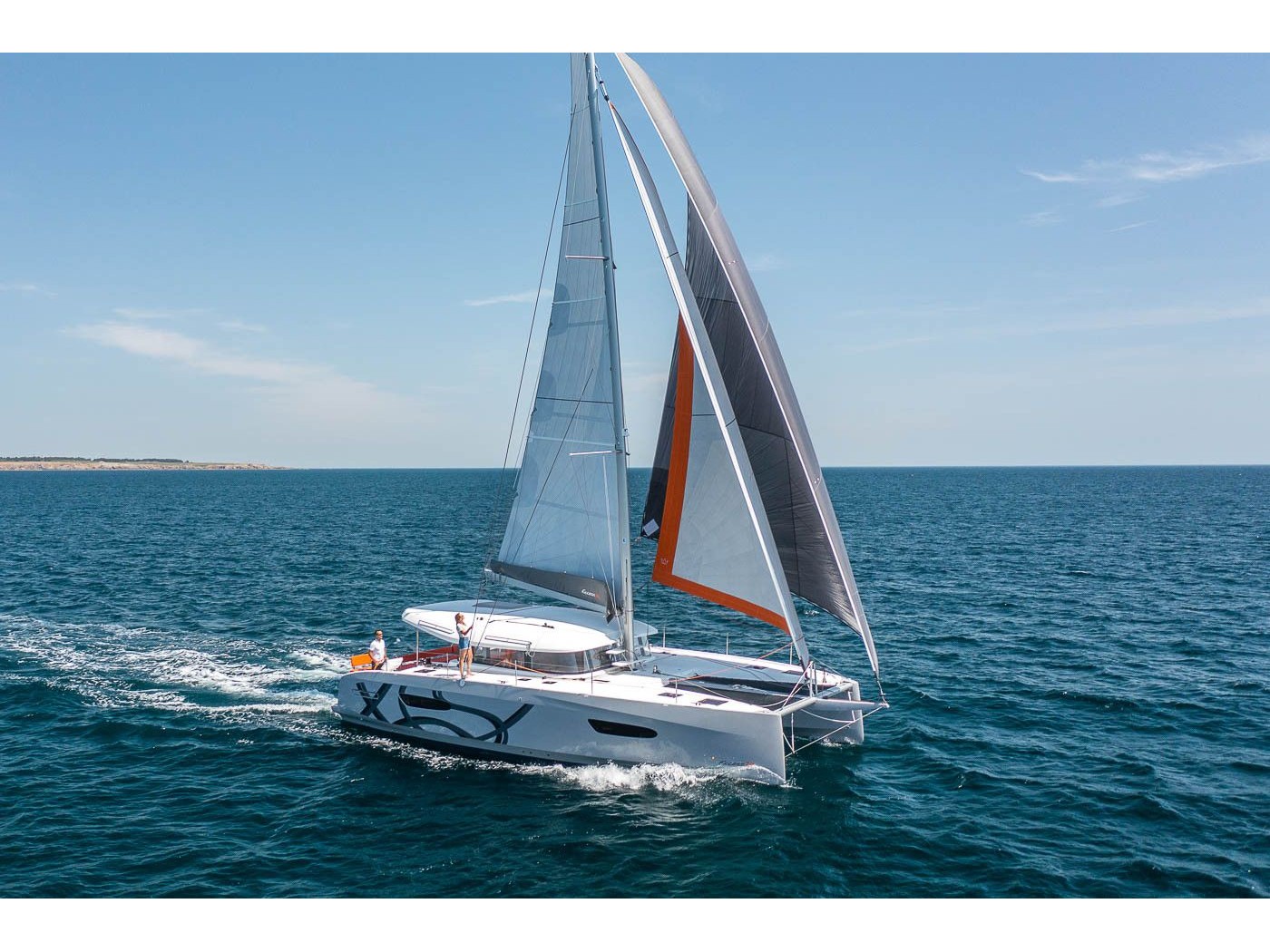 Yachtcharter Excess 14 A/C & GEN & WM - Kroatien, Mitteldalmatien, Skradin