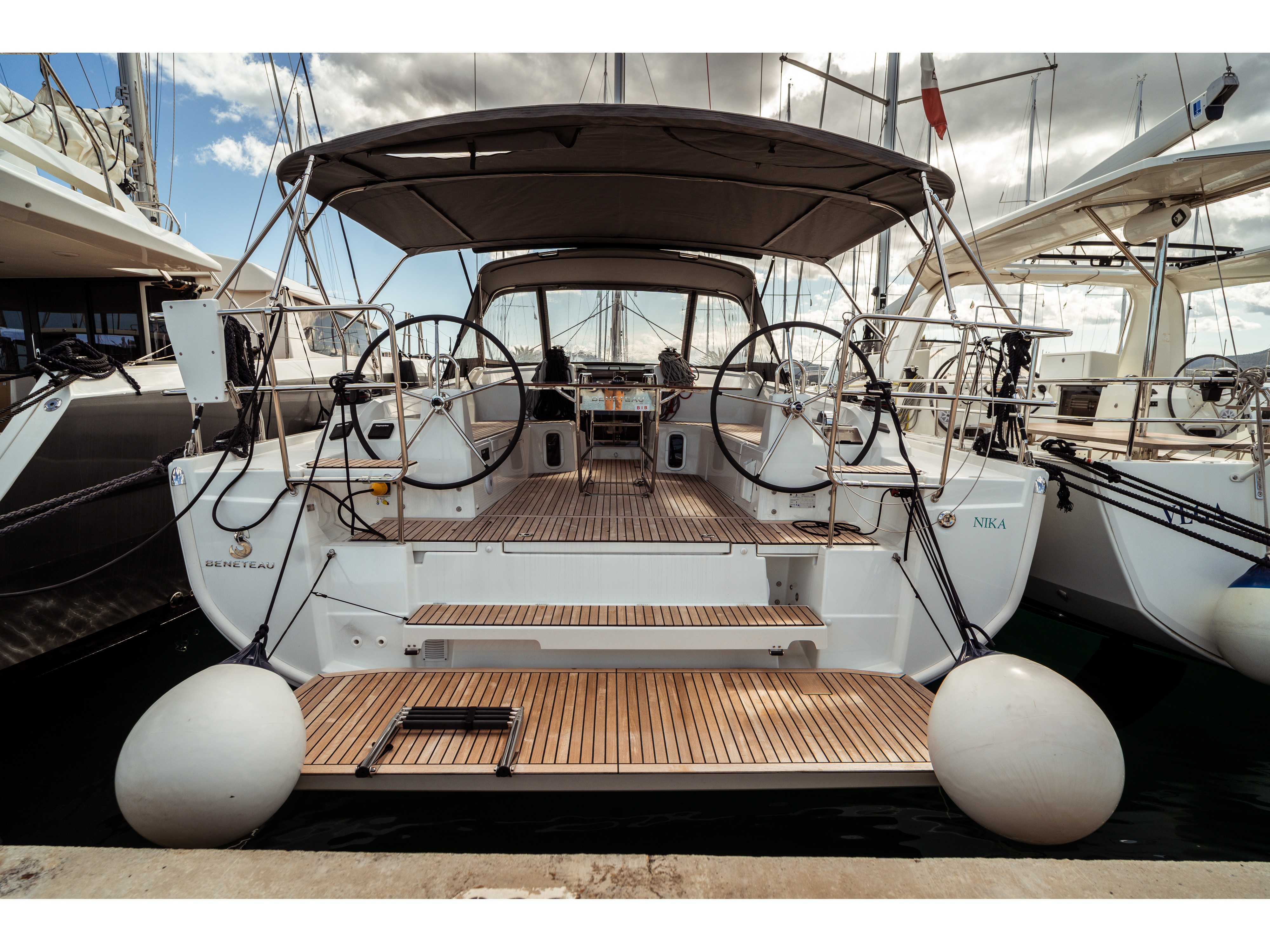 Yacht charter Oceanis 40.1 - Italy, Sardinia, Portisco