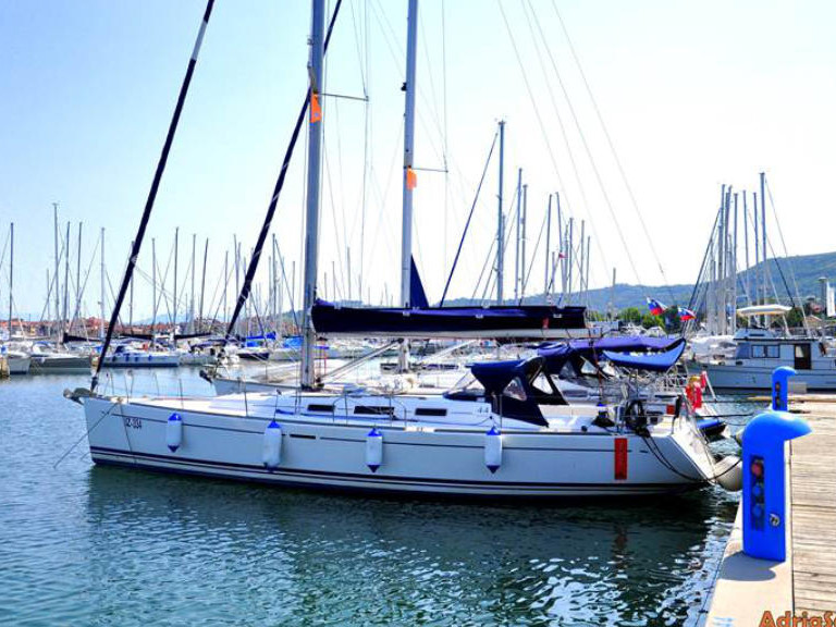 Yacht charter Dufour 44 - Slovenia, Primorska, Izola