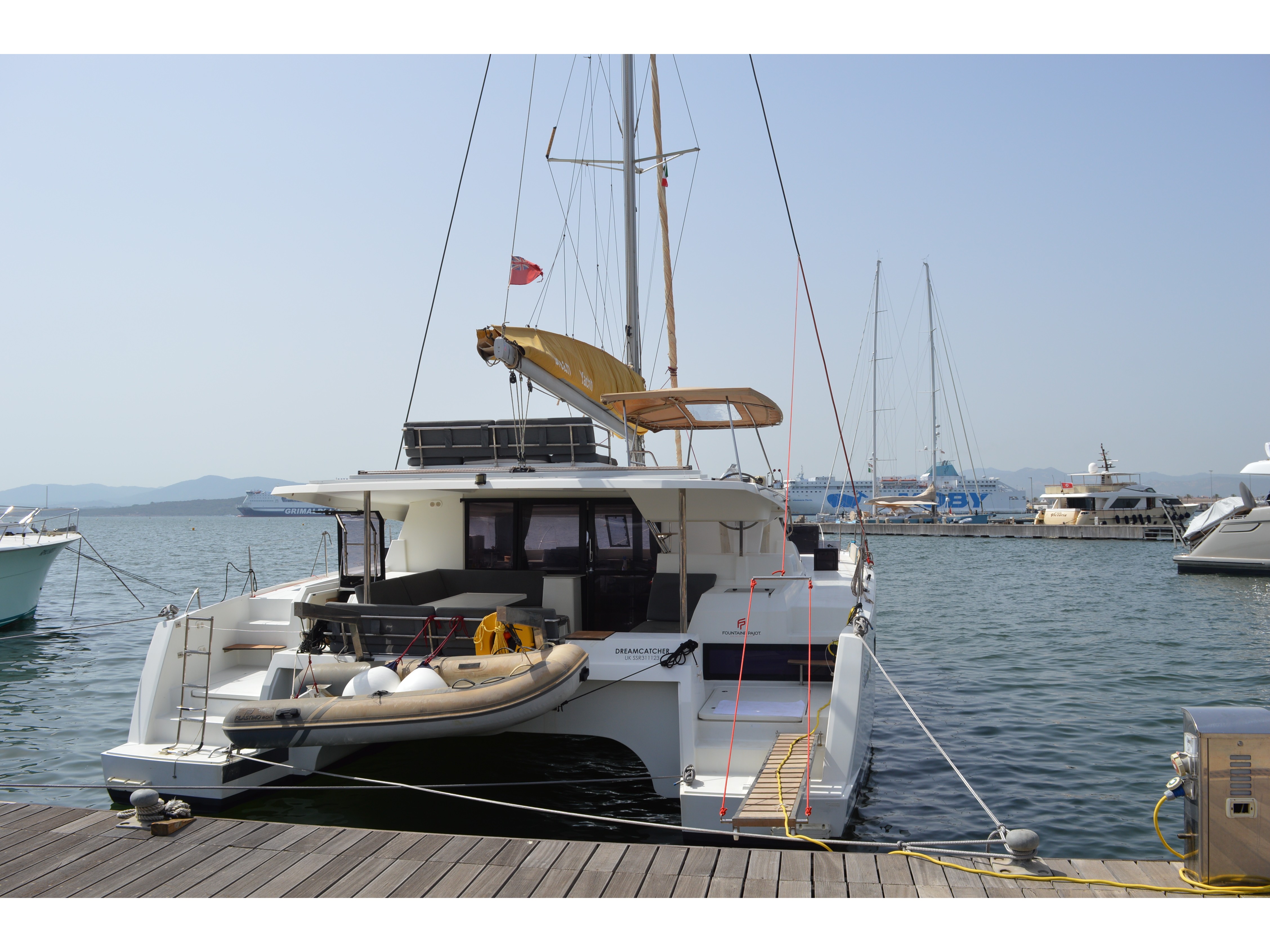 Yacht charter Saona 47 - Italy, Sardinia, Portisco